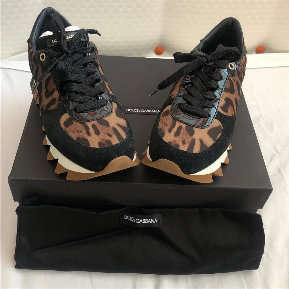 DOLCE & GABBANA Leopard Sneakers 36.5 w/ box EUC